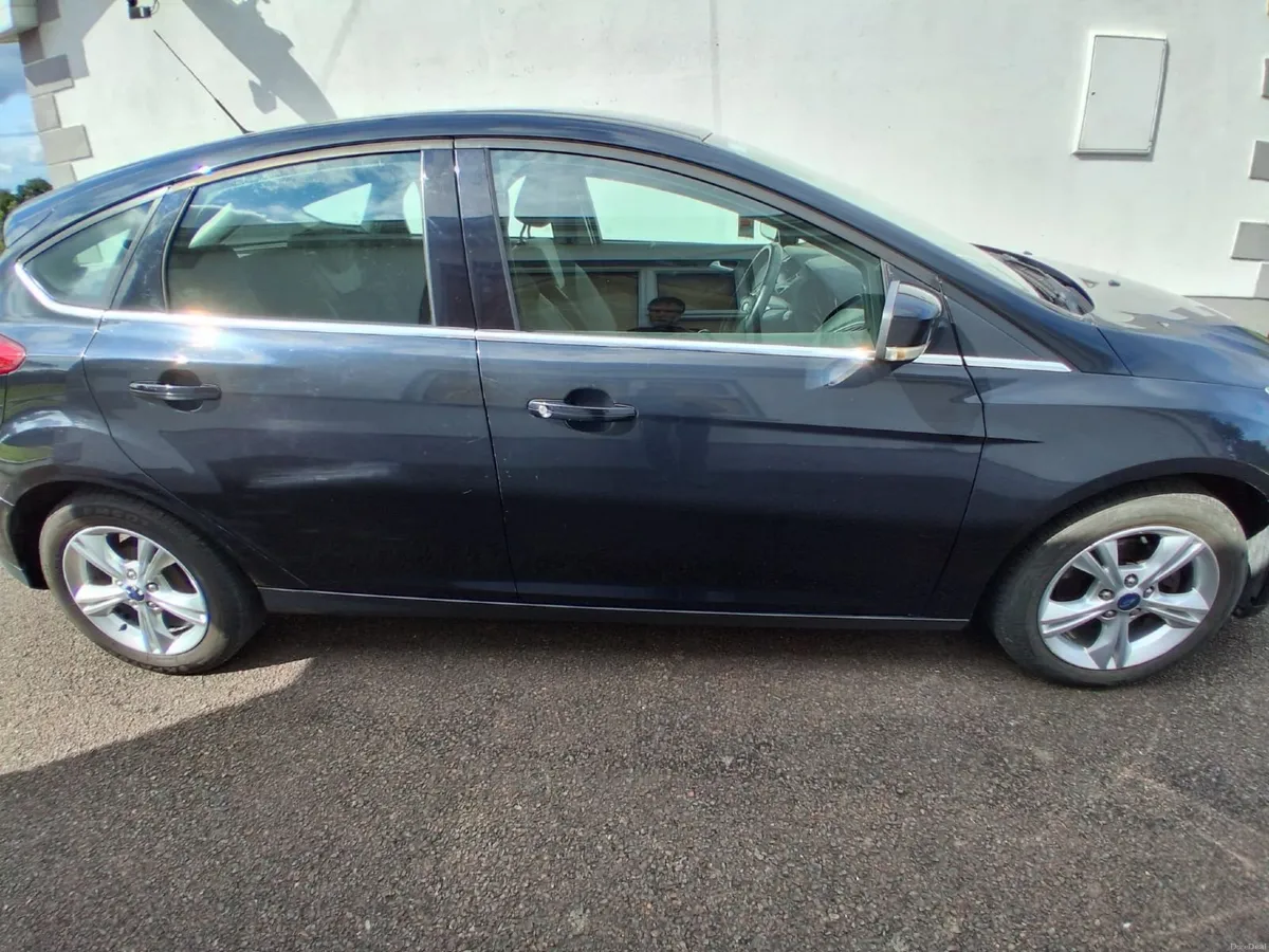Ford Focus 2013 - Image 4