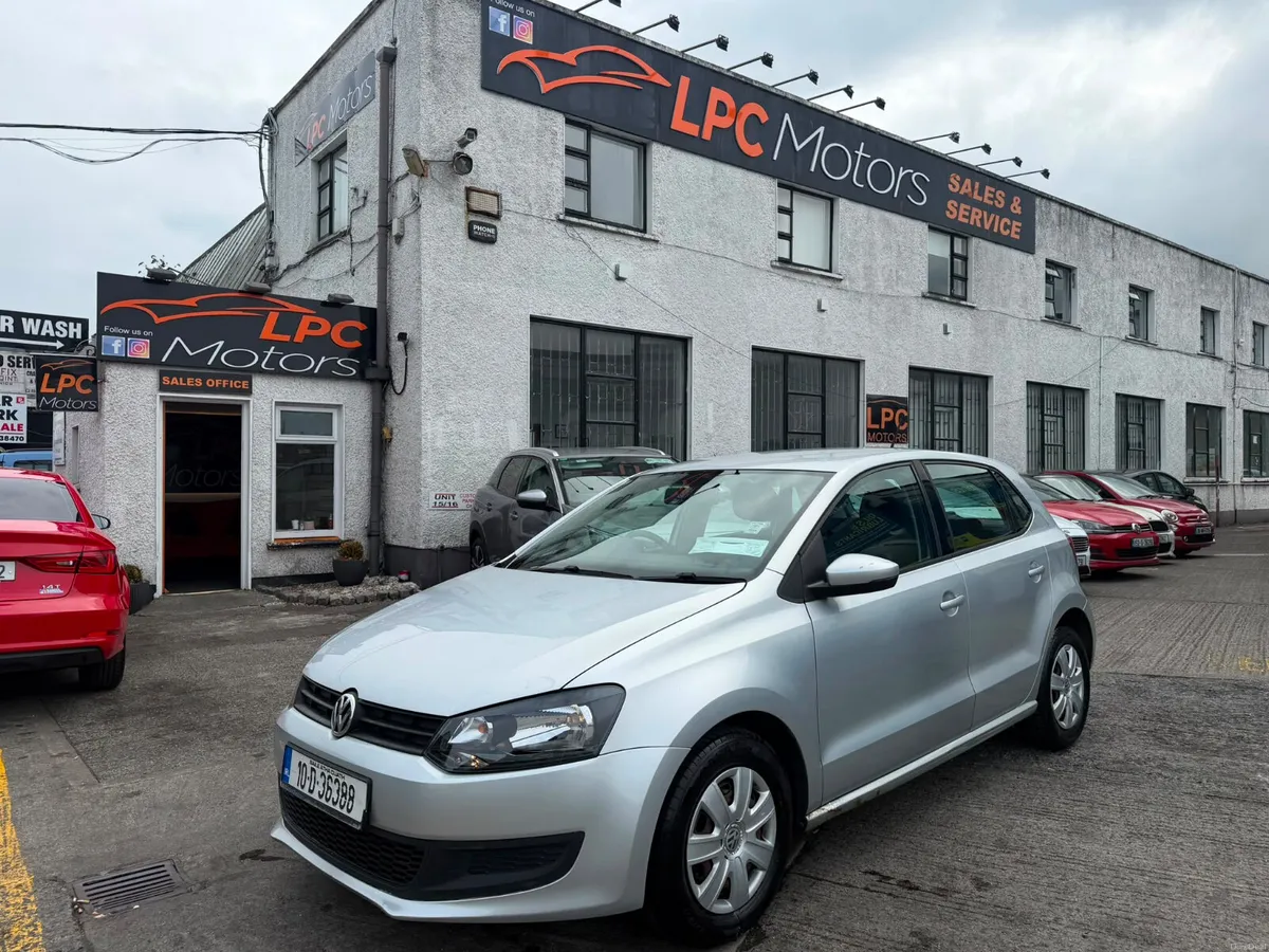 Volkswagen Polo 2010 - Image 2