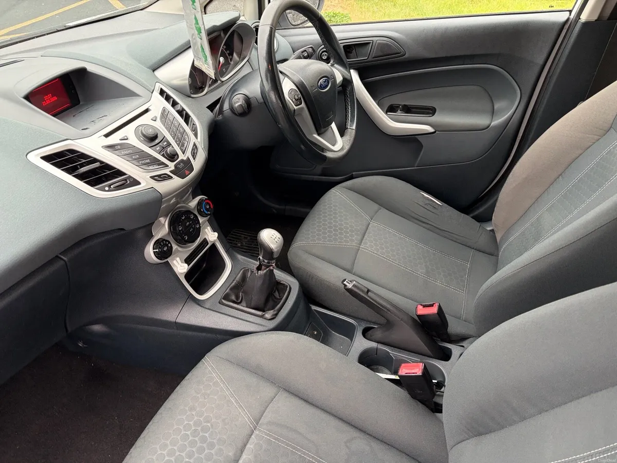 Ford Fiesta 2010 1.25L - Image 5