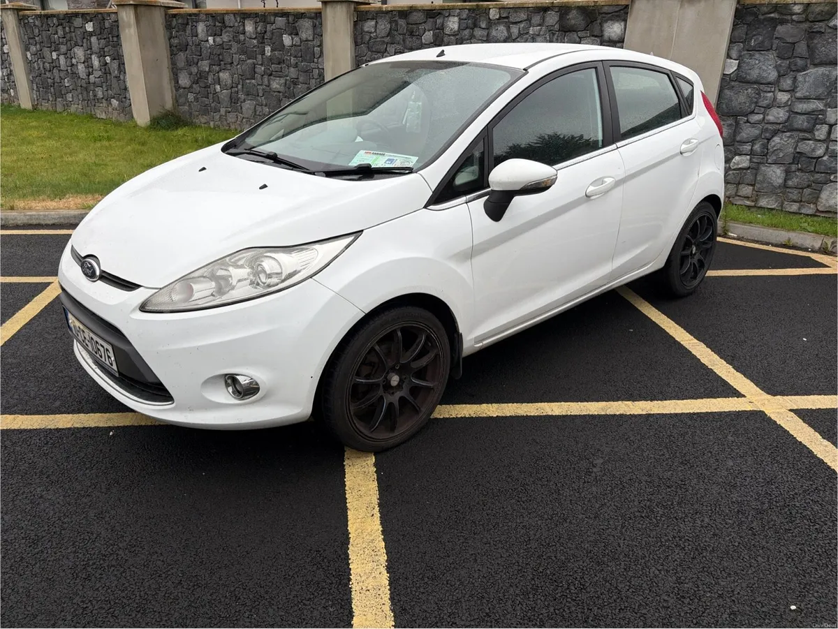 Ford Fiesta 2010 1.25L - Image 2