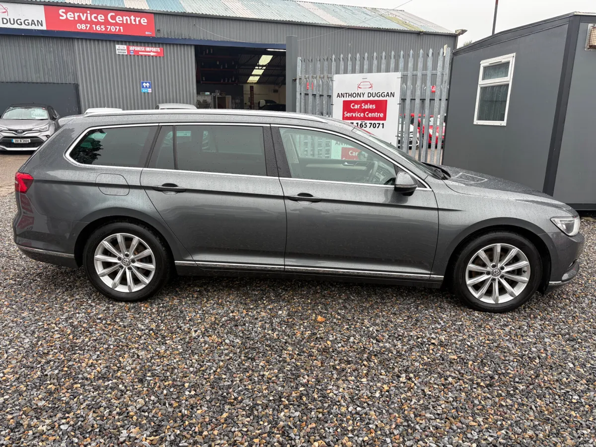 Volkswagen Passat Estate DSG HIGHLINE - Image 2