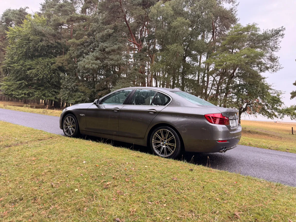 BMW 5-Series 2014 Stunning Car - Image 4