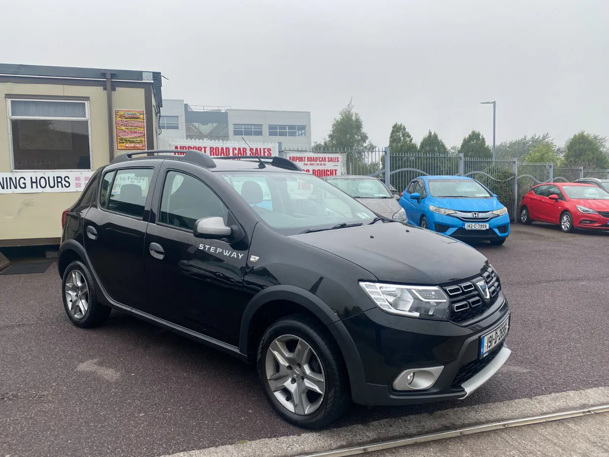 Dacia Sandero Stepway 2019 - Image 1