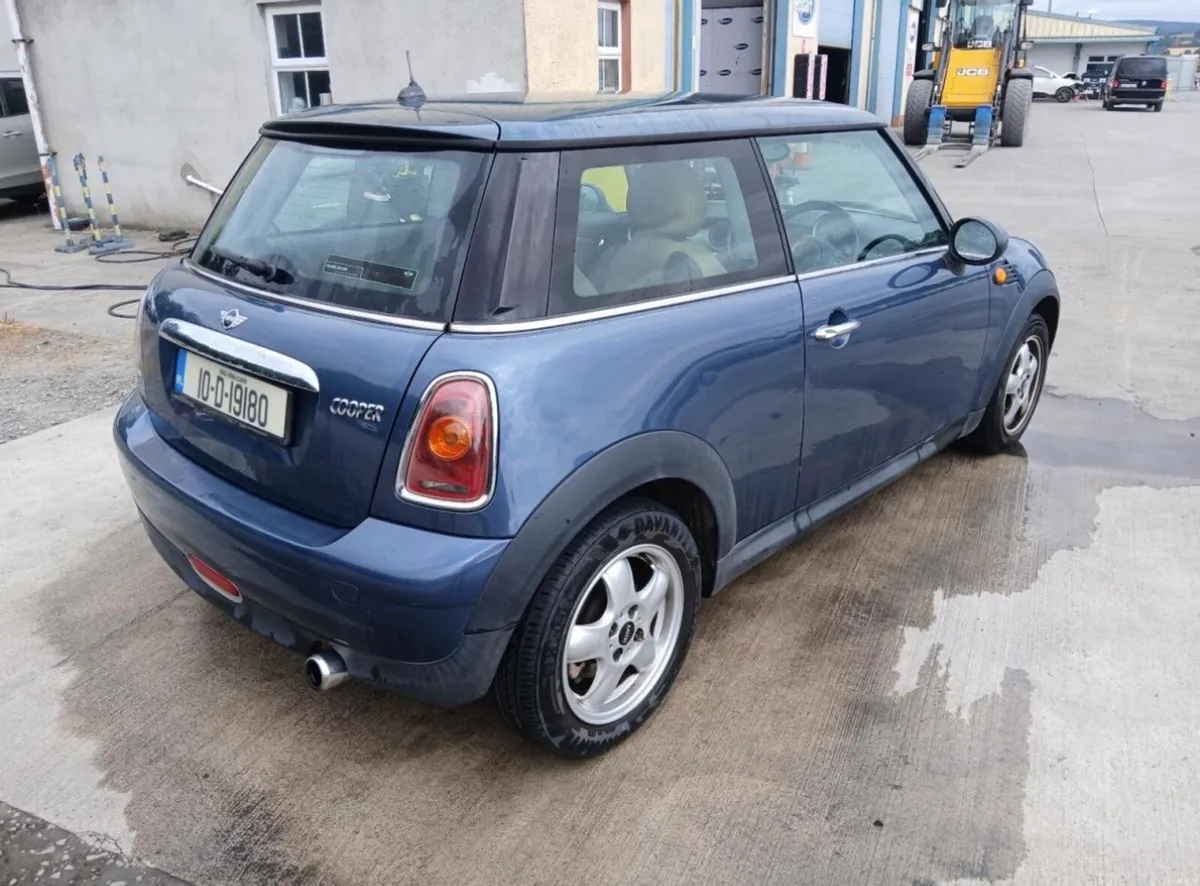 Mini Cooper 2010 year, 1.6 petrol - Image 3