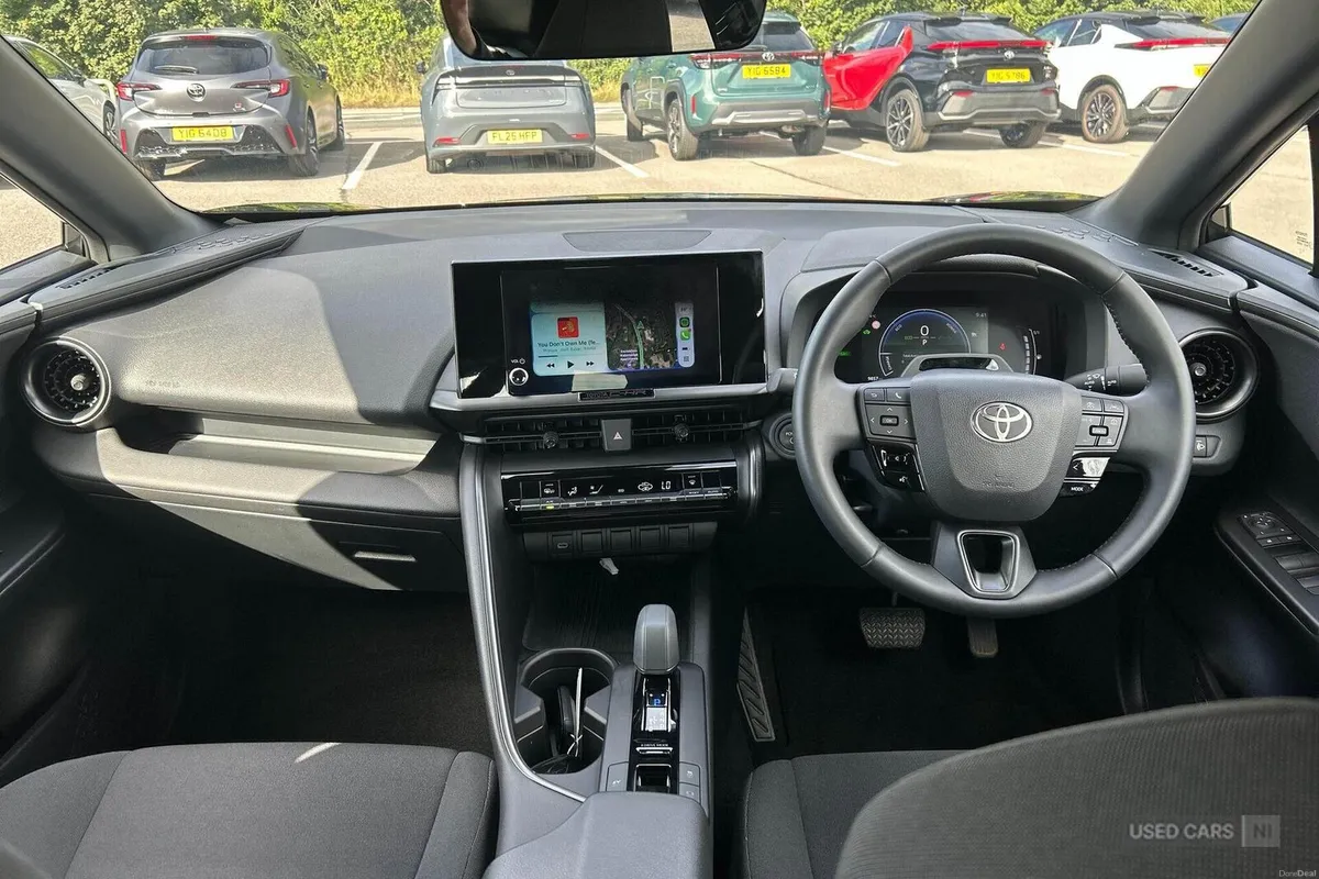 Toyota C-HR 1.8 VVT-h Icon CVT Euro 6 (s/s) 5dr - Image 5