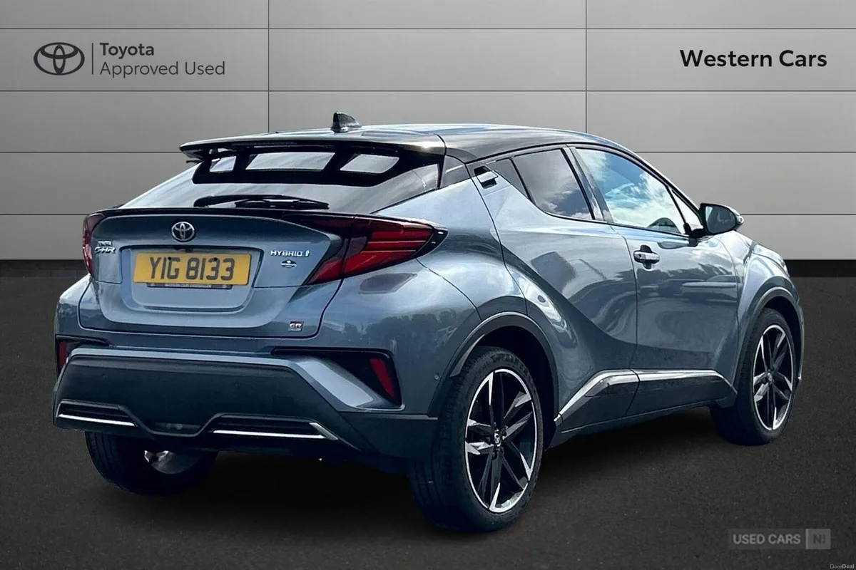 Toyota C-HR 1.8 VVT-h GR SPORT CVT Euro 6 (s/s) 5d - Image 2