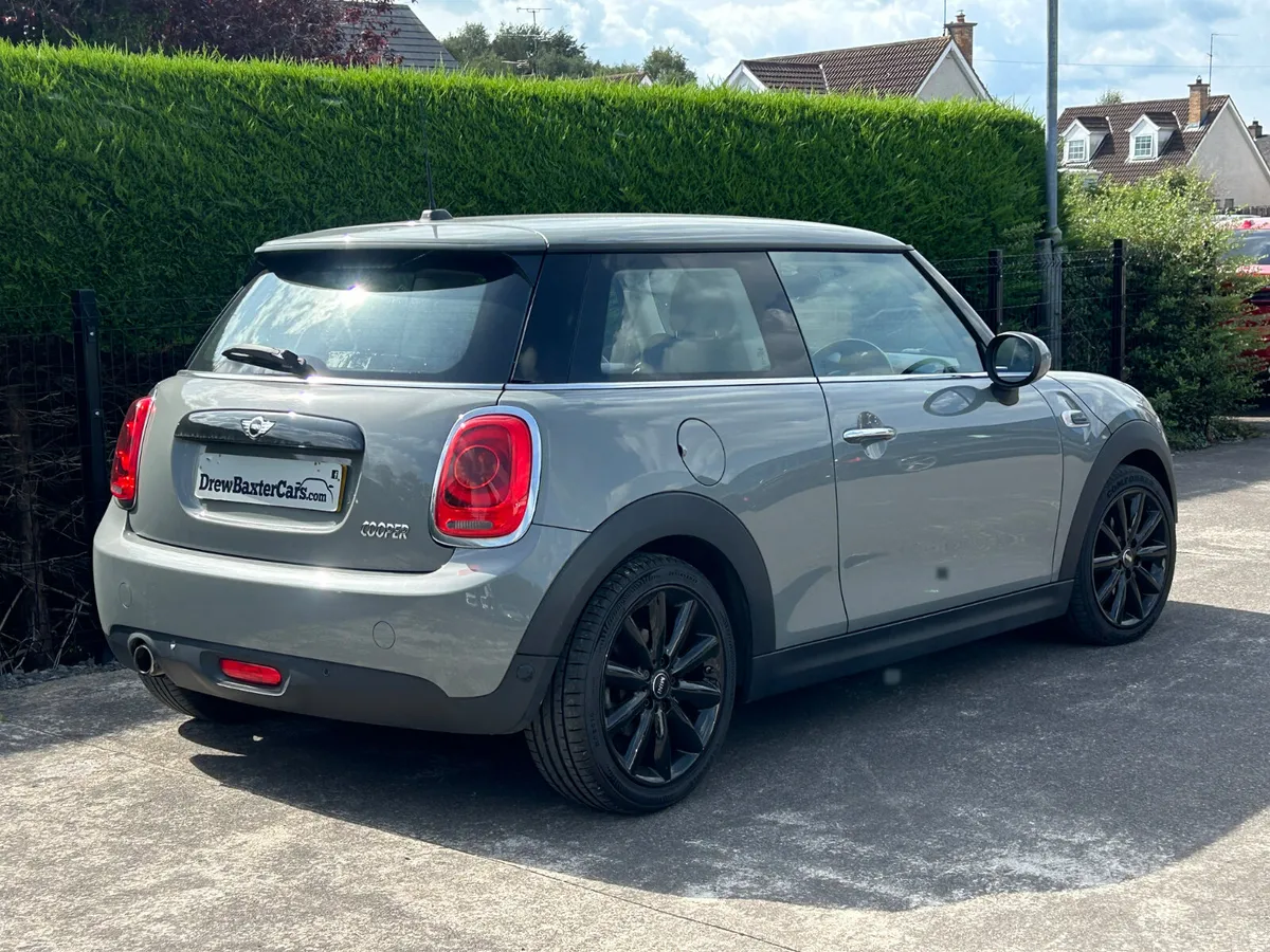 18 Mini Cooper 1.5 Immaculate €10450inc Vrt - Image 5