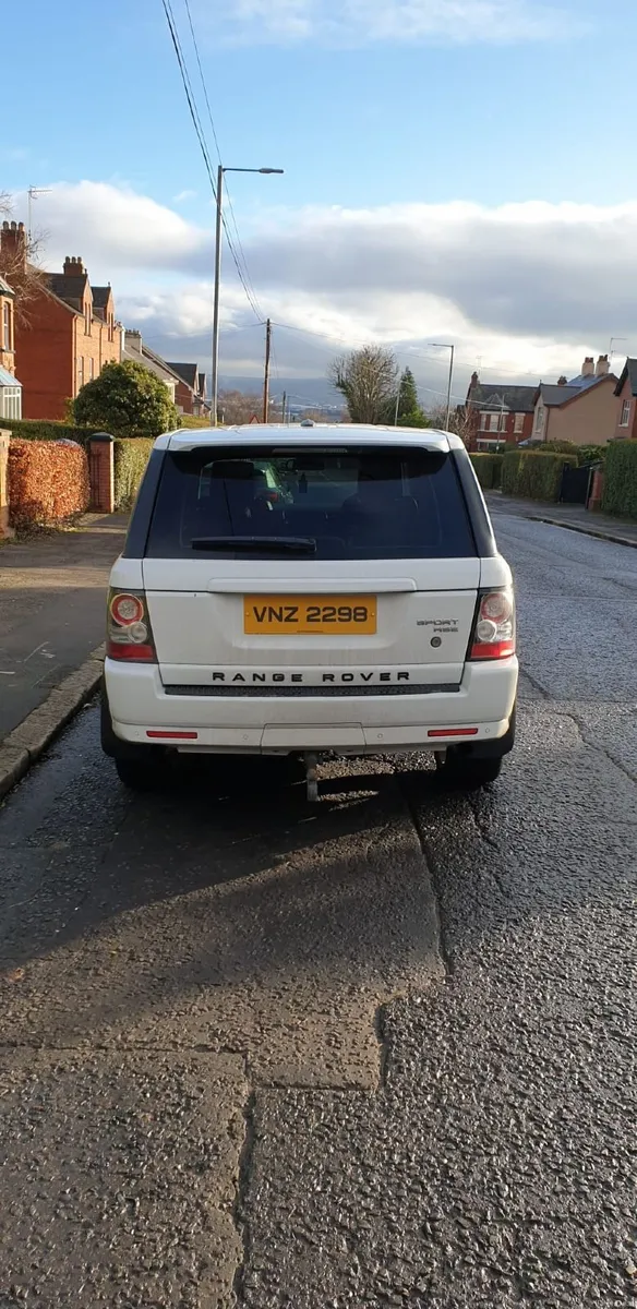 Land Rover Range Rover 2011 - Image 4