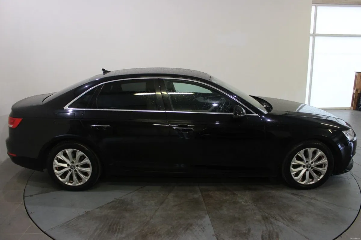 Audi A4 2.0TDI 150HP S tronic SE Ultra - TENDER 26 - Image 2
