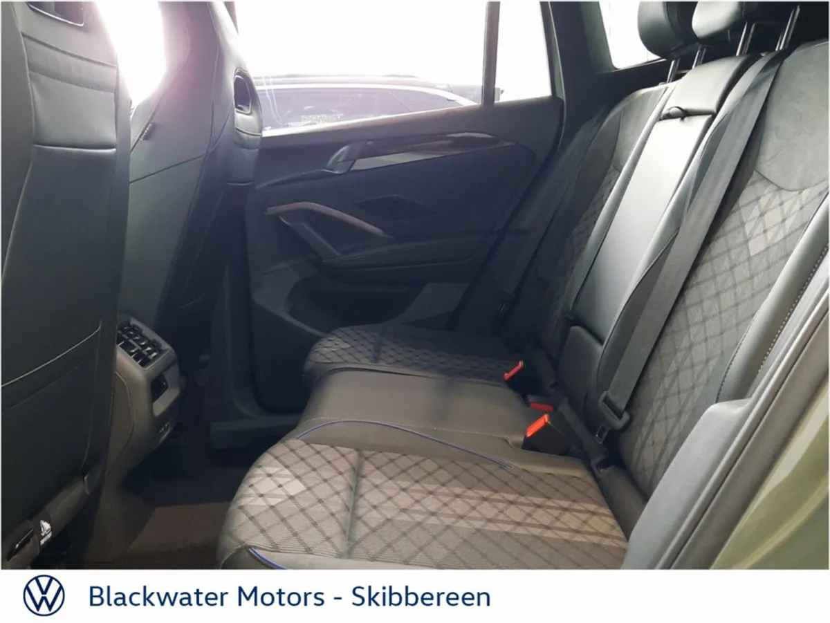 Volkswagen Tiguan 2.0TDI 150BHP R-LINE75 WITH BLAC - Image 6
