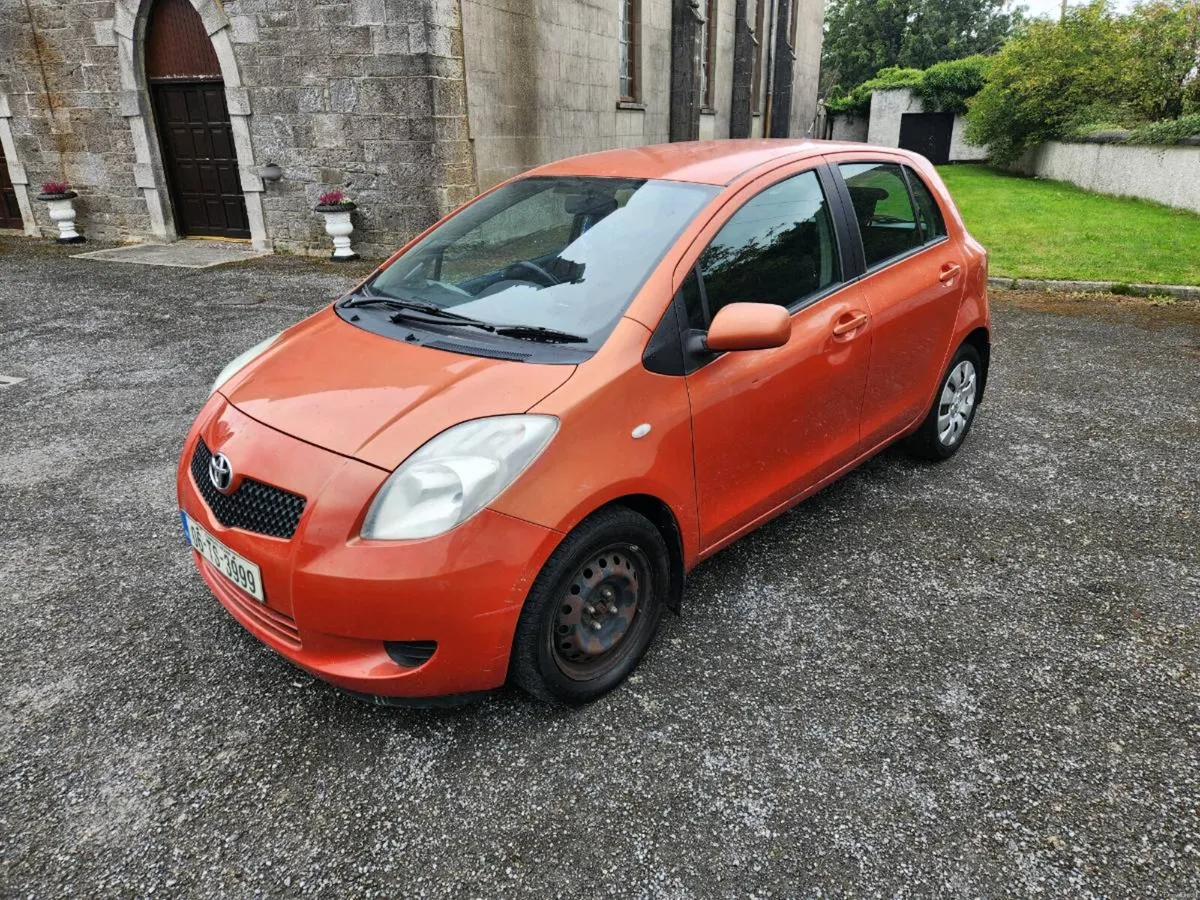 Toyota Yaris Automatic - Image 3