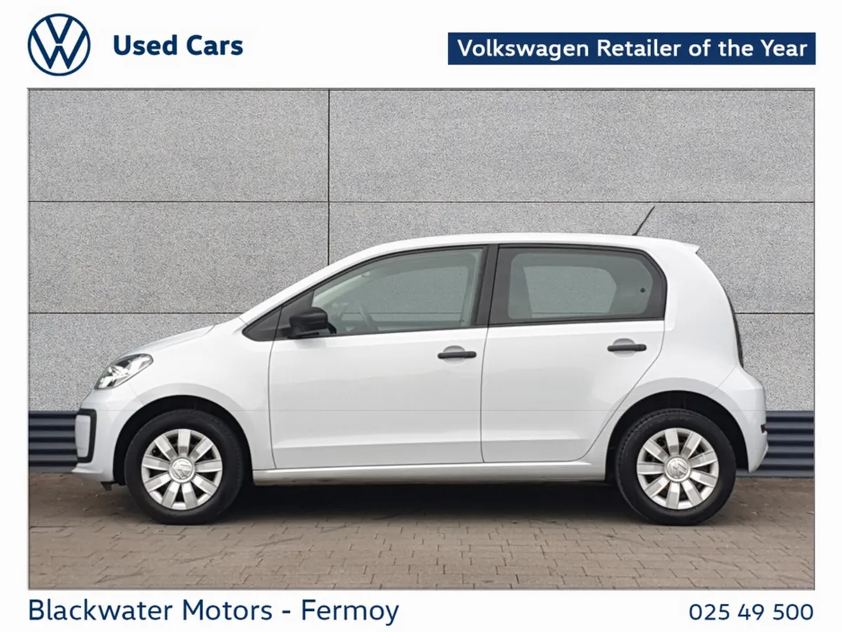 Volkswagen up! 1.0 60BHP TAKE UP WITH NAVIGATION S - Image 6