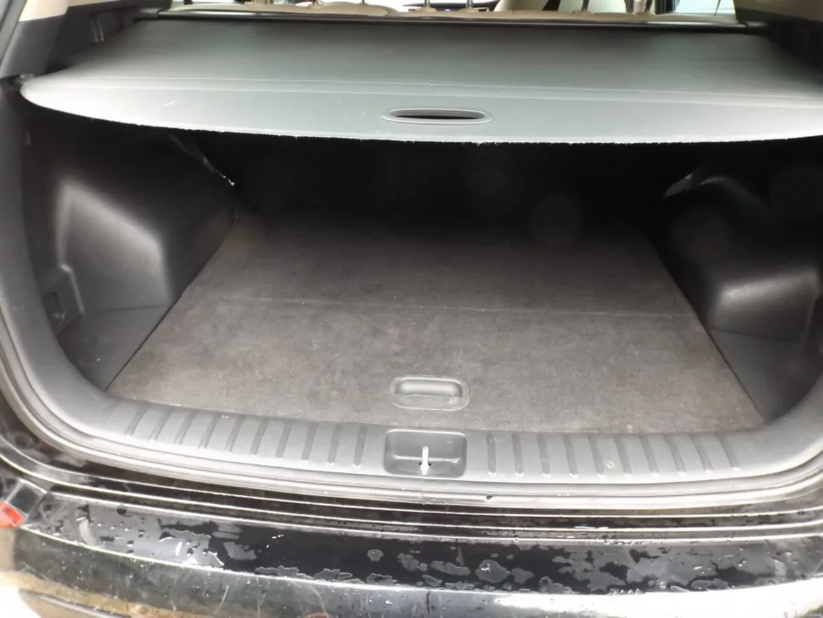 Hyundai Tucson IX35 EXECUTIVE 1.7 5DR - Image 6