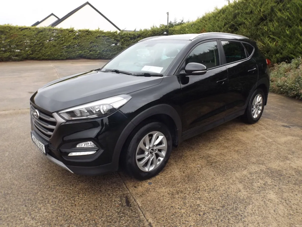 Hyundai Tucson IX35 EXECUTIVE 1.7 5DR - Image 3
