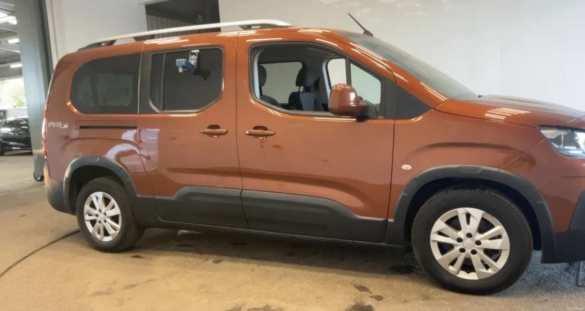Peugeot Rifter taxi spec WAV - Image 6