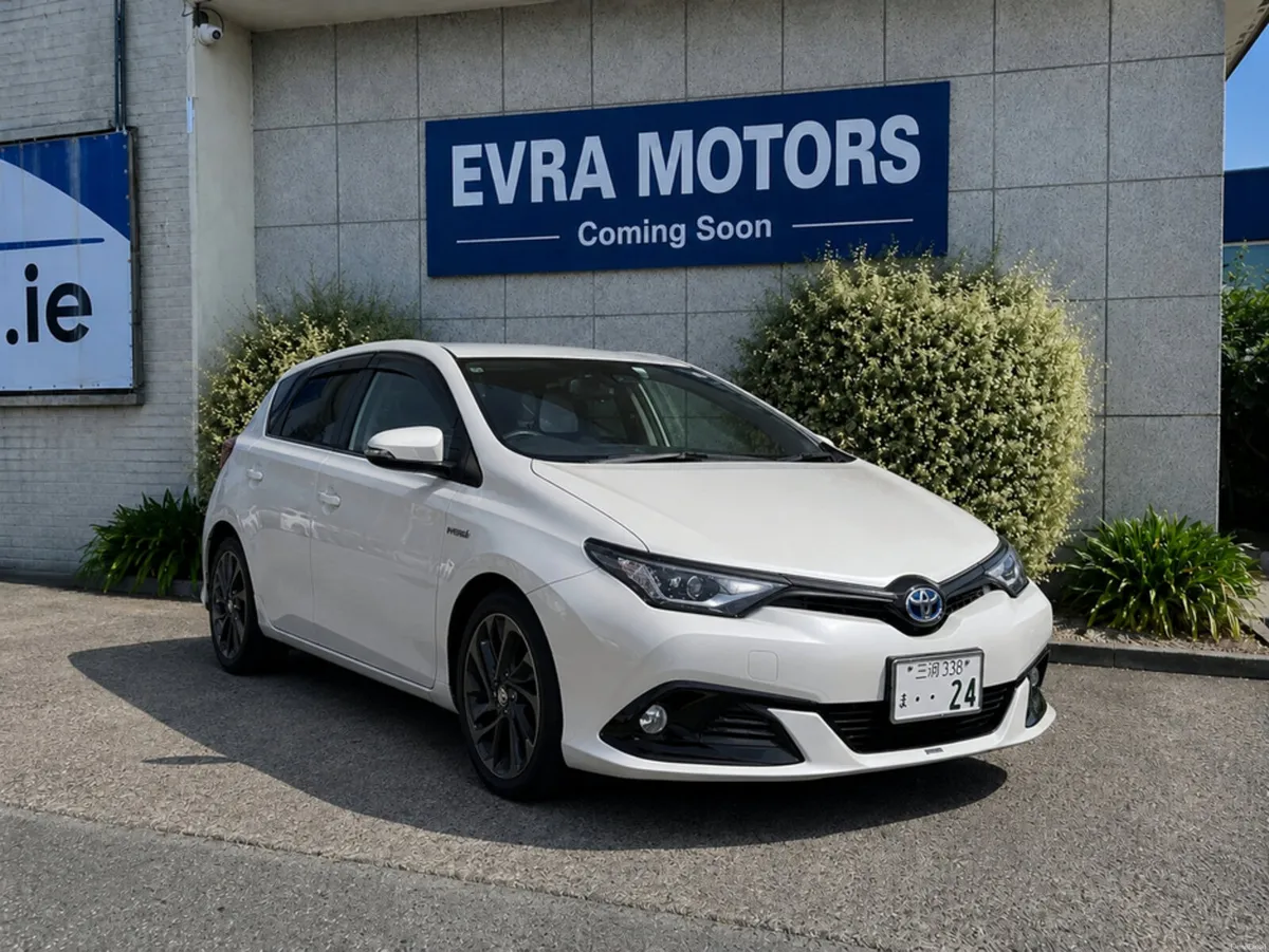 Toyota Auris G MODELLISTA HYBRID AUTOMATIC 1.8  PE - Image 1