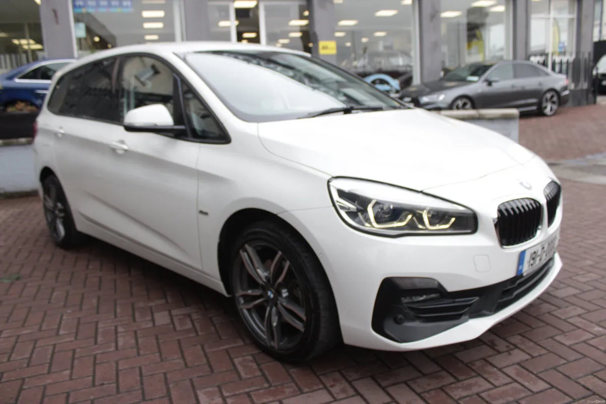 2.0D SPORT EDITION 7 SEATER AUTOMATIC // IMMACULAT - Image 2