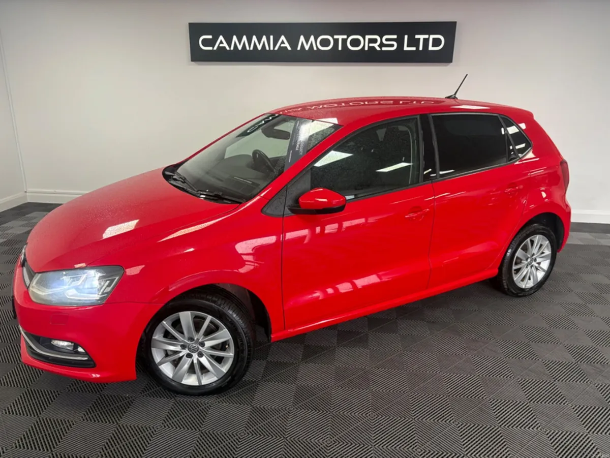 Volkswagen Polo 2016 RED VOLKSWAGEN POLO*AUTOMATIC - Image 4