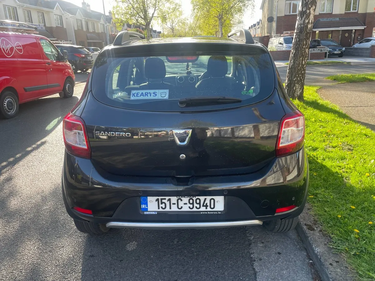 Dacia Sandero Stepway Signature 2015 - Image 2
