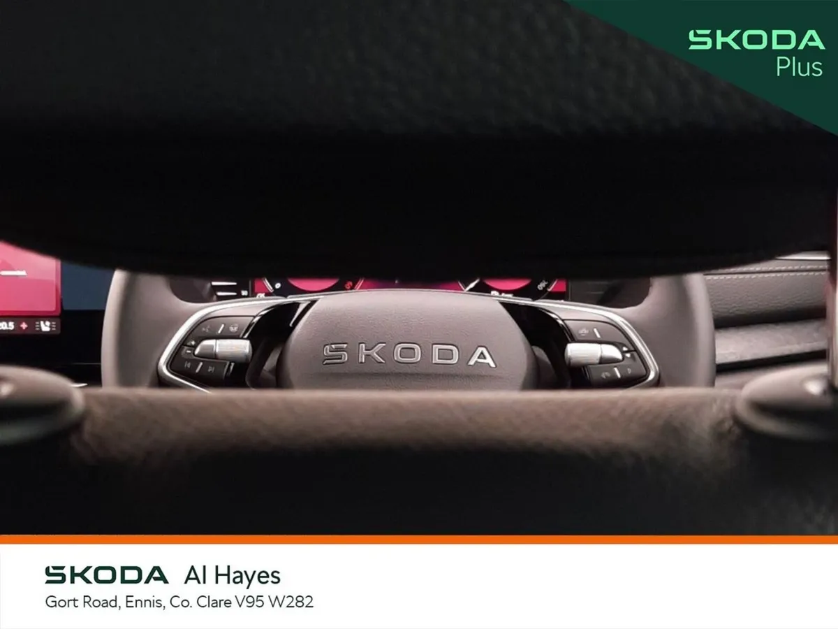 Skoda Octavia **ALL NEW HERITAGE MODEL**FULL LEATH - Image 6