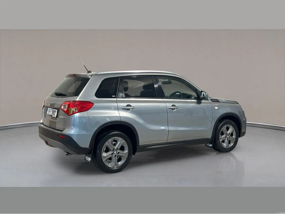 Suzuki Vitara GL 5DR - Image 4