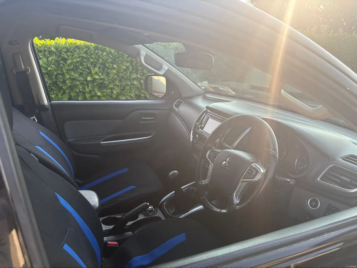 Mitsubishi L200 2018 - Image 4