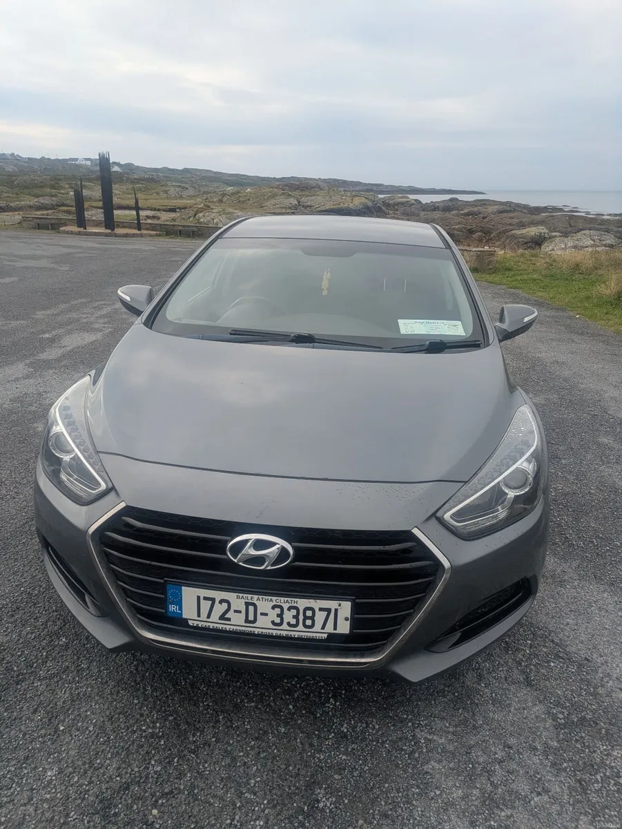 Hyundai i40 2017 Saloon Executive Plus Luxury Trim - Image 1