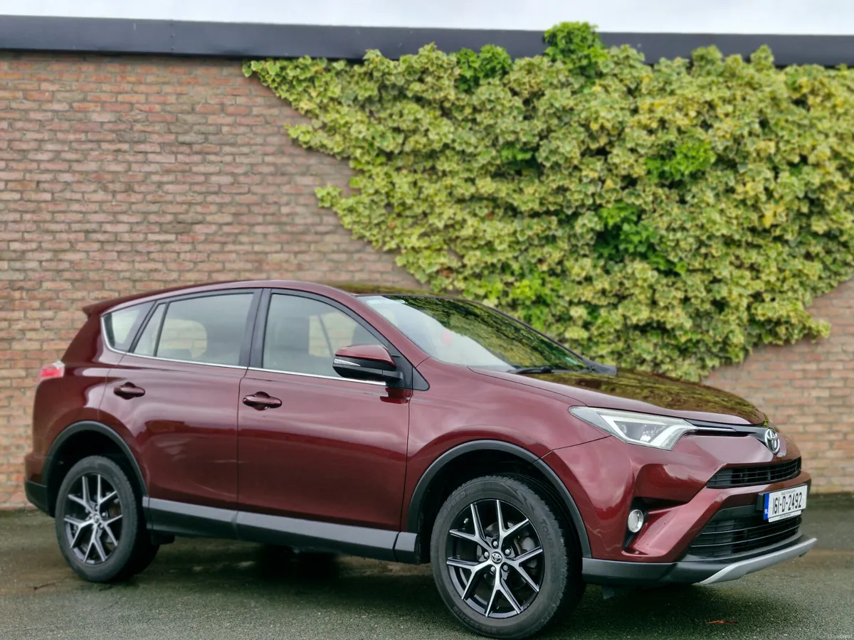 Toyota RAV4 LUNA SPORT FINANCE AVAILABLE - Image 1