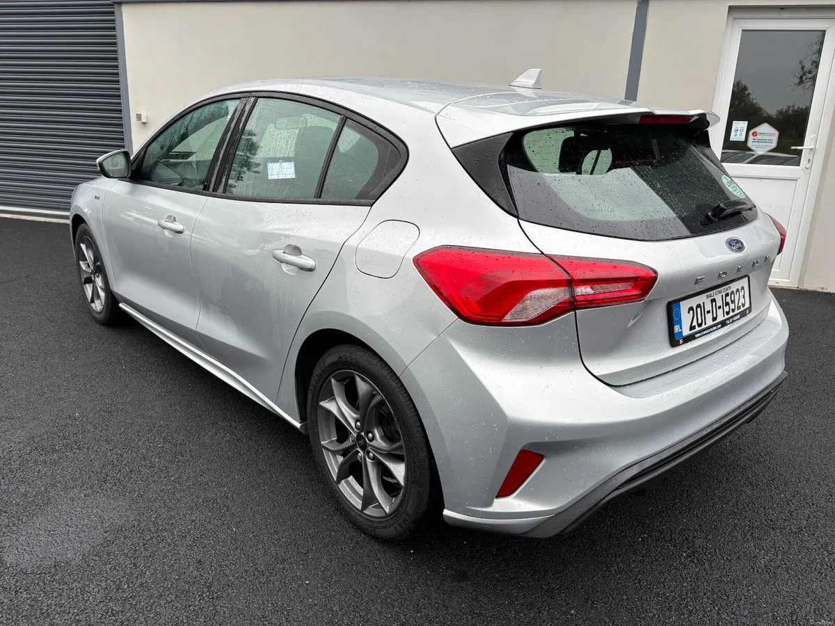 201 Ford Focus ST-Line 1.0 125HP - Image 3