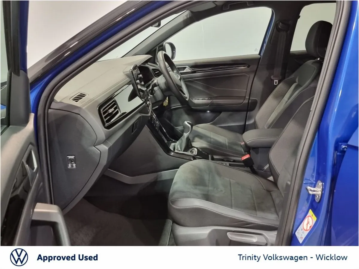 Volkswagen T-Roc ** STYLE ** 1.0 TSI ** 110BHP ** - Image 4