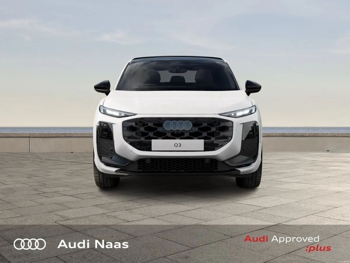 Audi Q3 Sportback e-hybrid - Image 2