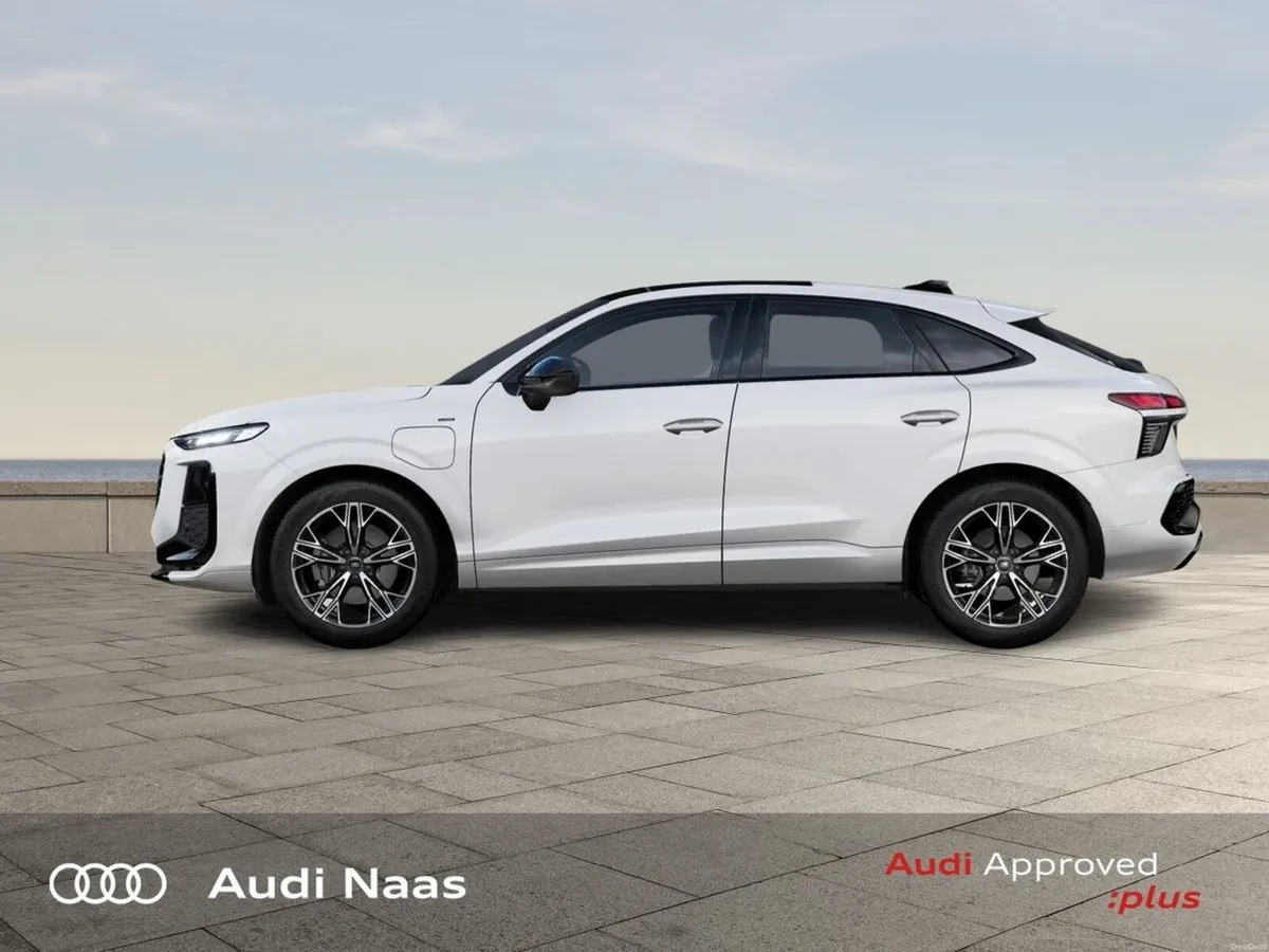 Audi Q3 Sportback e-hybrid - Image 4