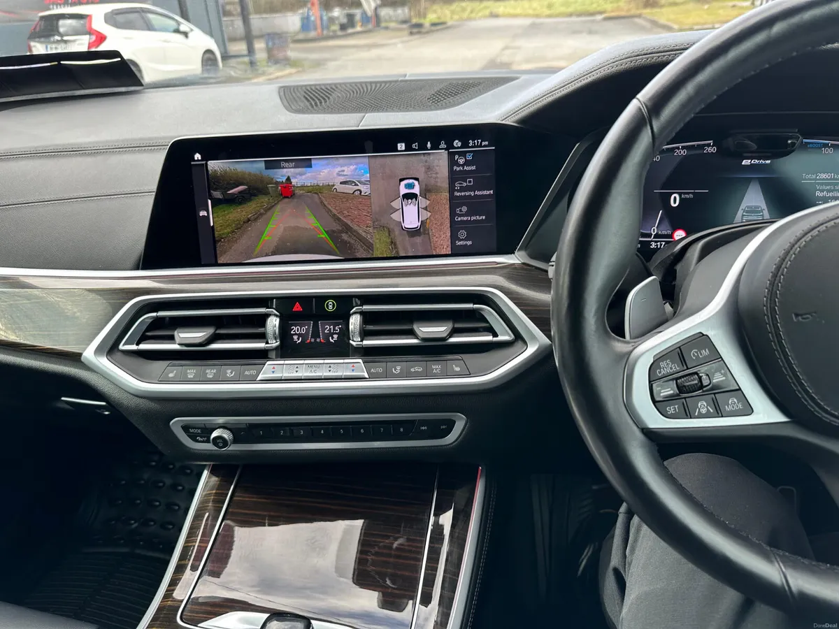BMW X5 2021 45e 3.0L PETROL  AUTOMATIC HYBRID - Image 4