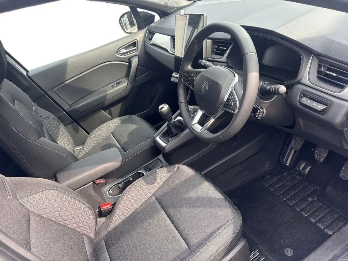 Renault Captur evolution TCe 115 E06X - Image 5