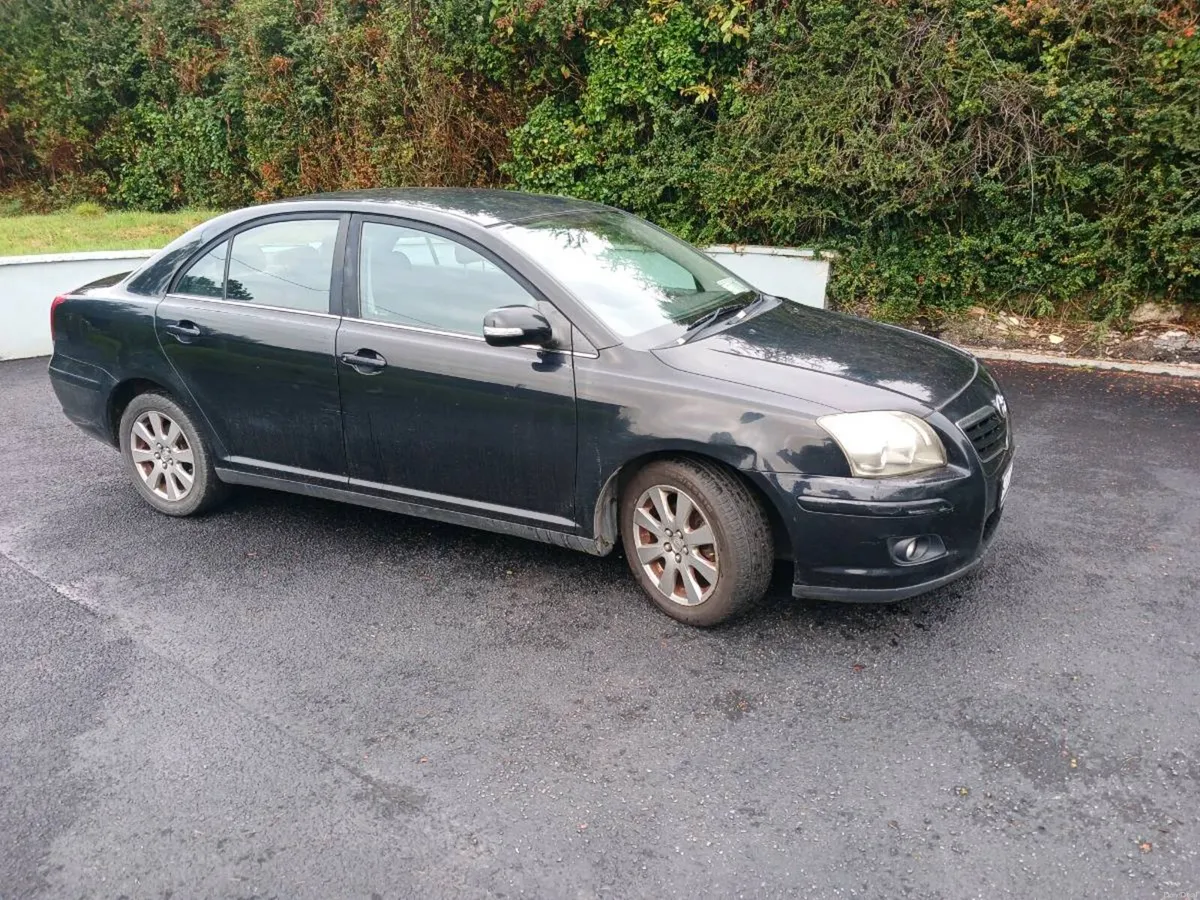 Toyota Avensis - Image 2