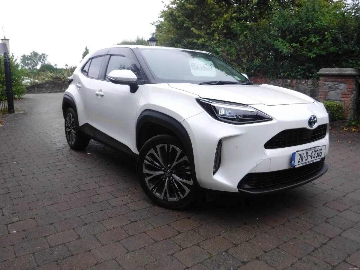 TOYOTA YARIS CROSS 1.5 AUTO ANDROID+CARPLAY - Image 1