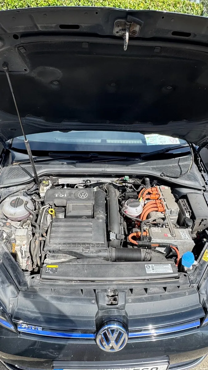 Volkswagen Golf 2016 - Image 2
