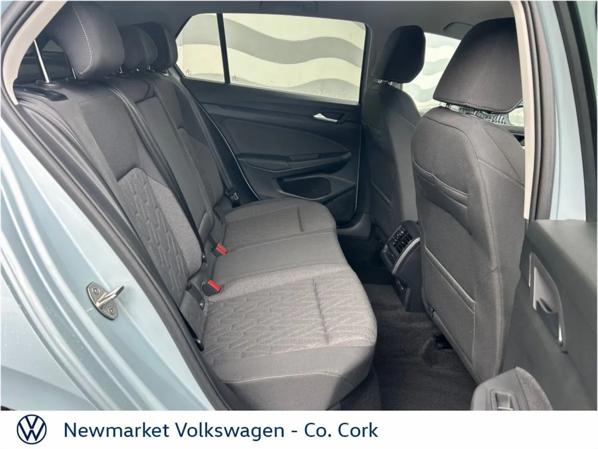 Volkswagen Golf LAUNCH EDITION 1.5 TSI 115BHP - Image 2