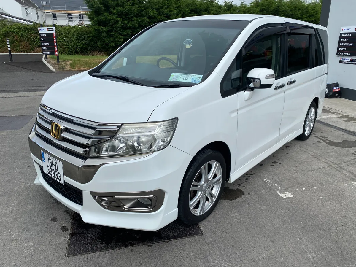 Honda Stepwagon 2013 - Image 4