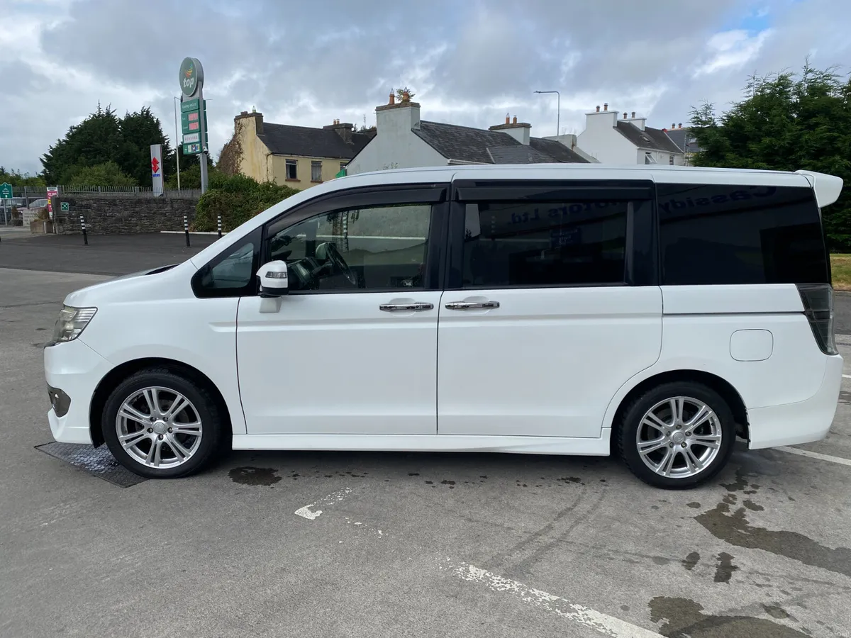 Honda Stepwagon 2013 - Image 5