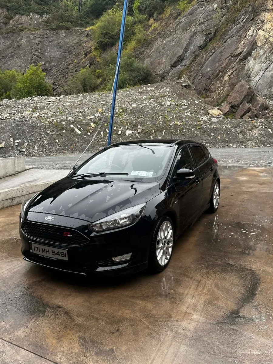 Ford Focus 2017 - Image 1