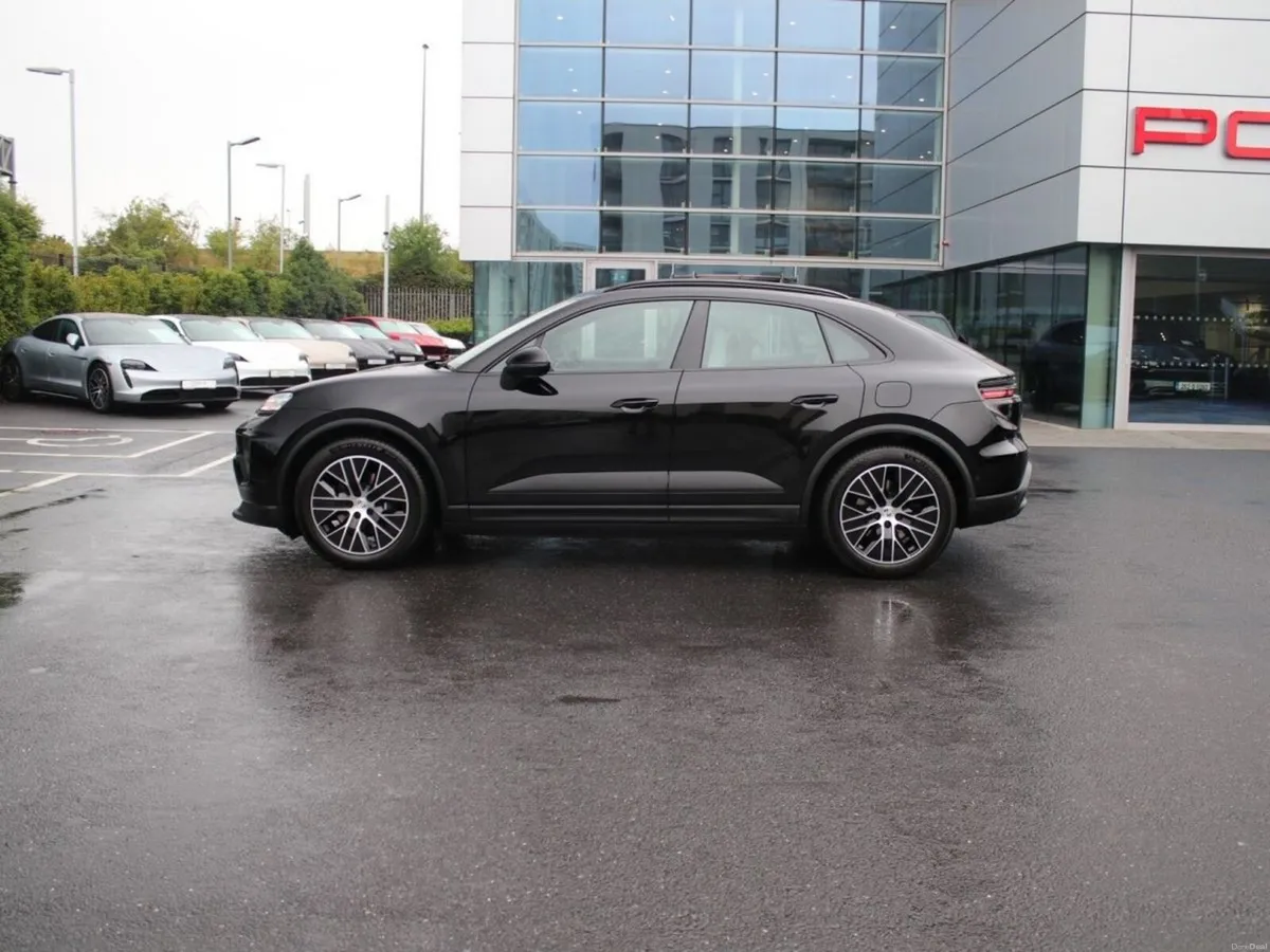 Porsche Macan Electric - Image 3