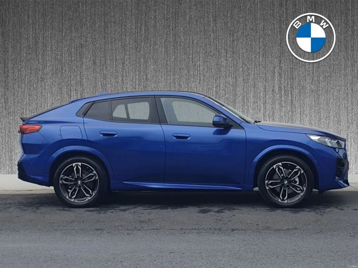 BMW iX2 eDrive20 M Sport - Image 3