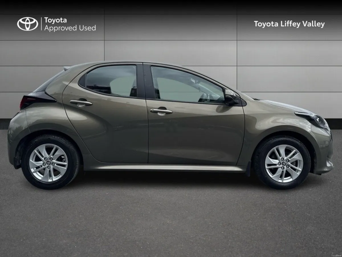 Toyota Yaris YARIS 1.0 LUNA - Image 3