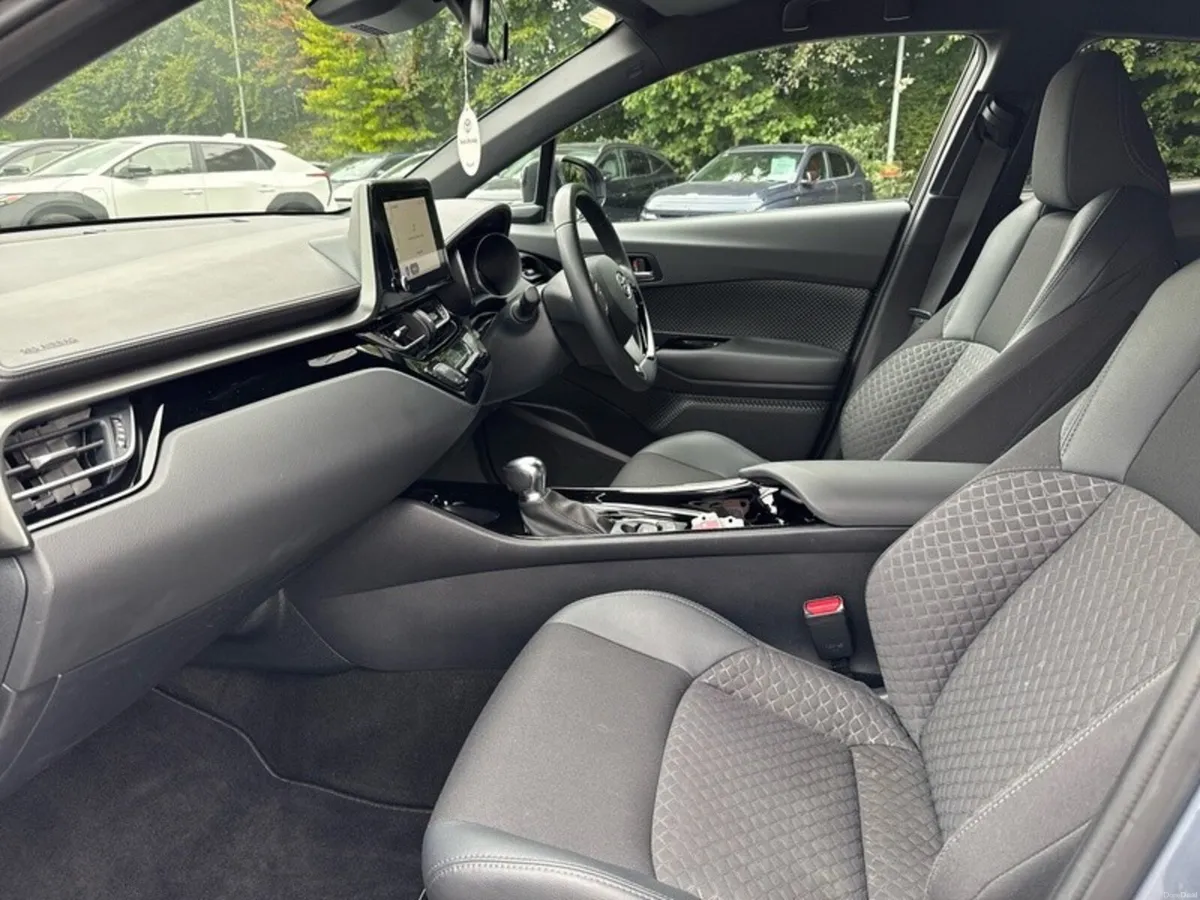 Toyota C-HR C-HR HYBRID SPORT BI-TONE - Image 6