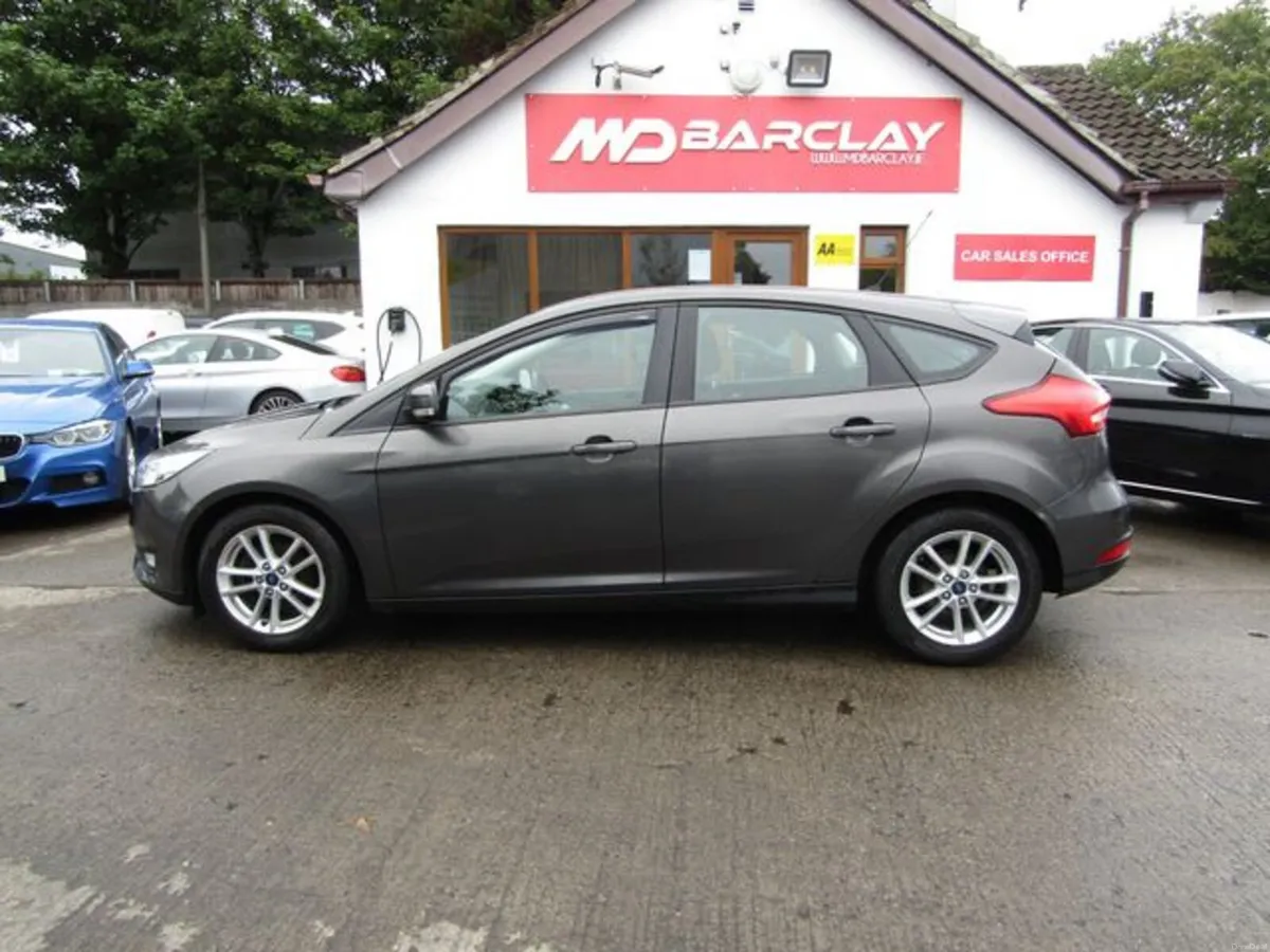 Ford Focus Style 5DR 1.5TD 95PS 6SPD 4DR - Image 5