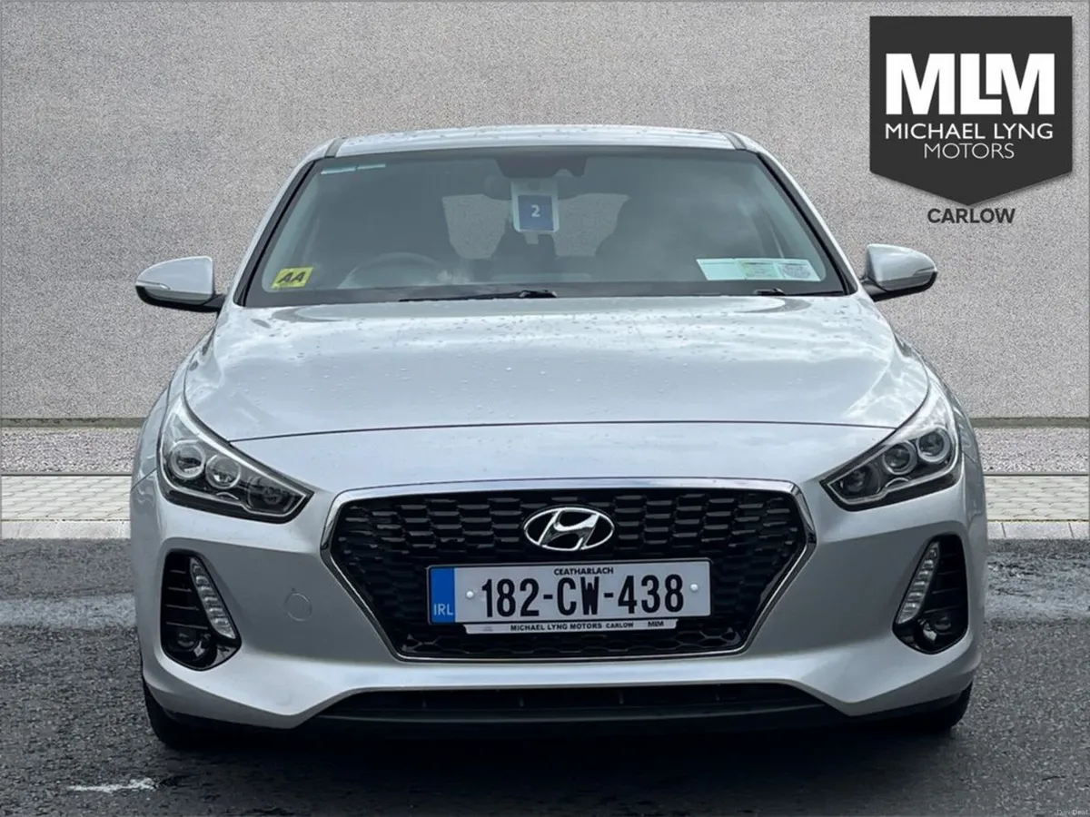 Hyundai i30 i 30 Deluxe Plus 5DR - Image 2