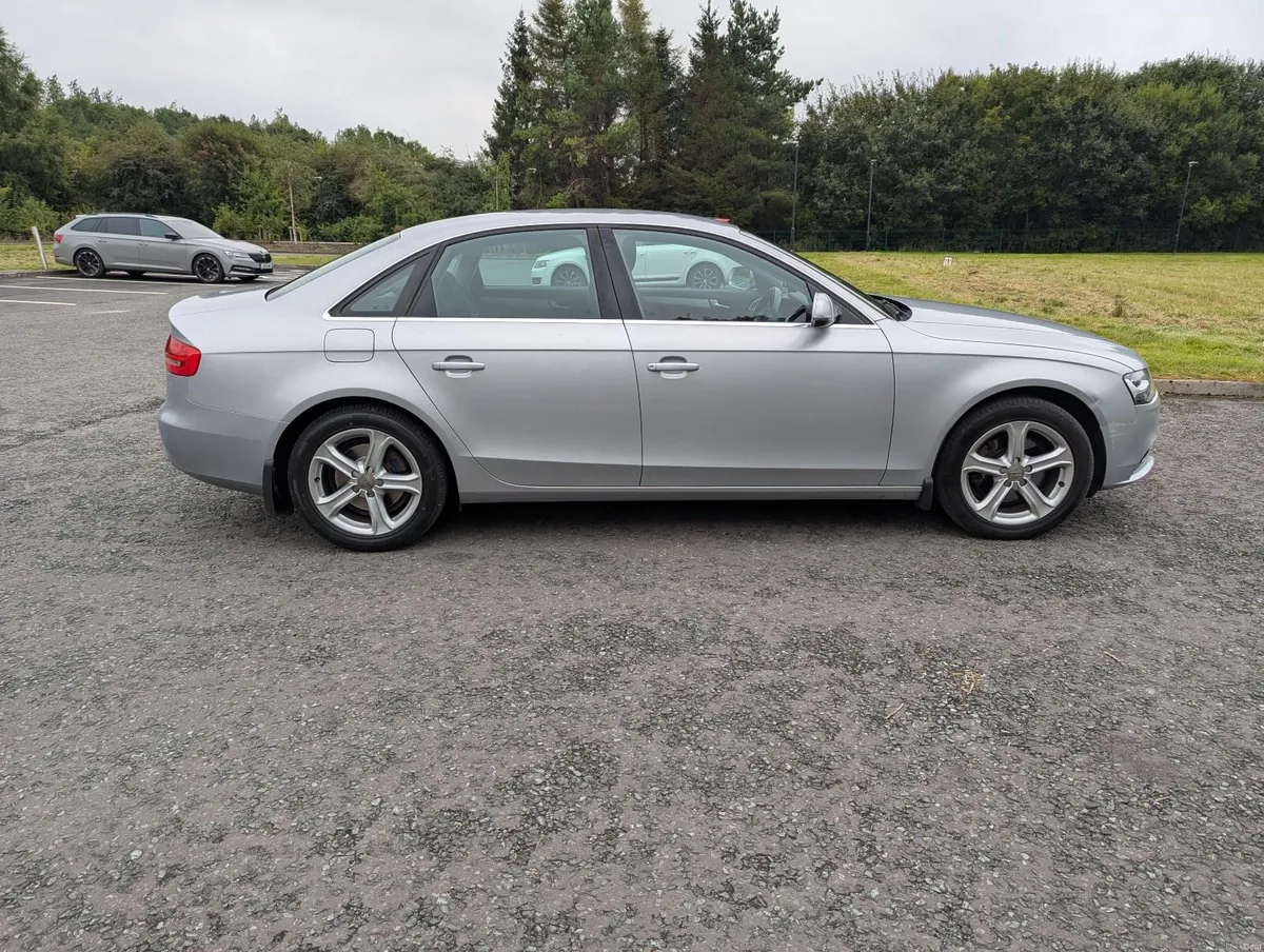 Audi A4 2015 - Image 4