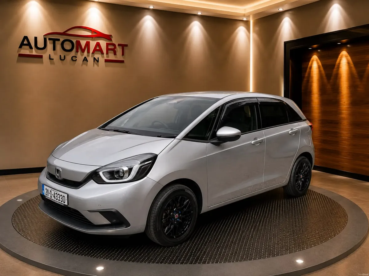 Honda Fit 2021  1.5 HYBRID 24K KM ONLY - Image 4
