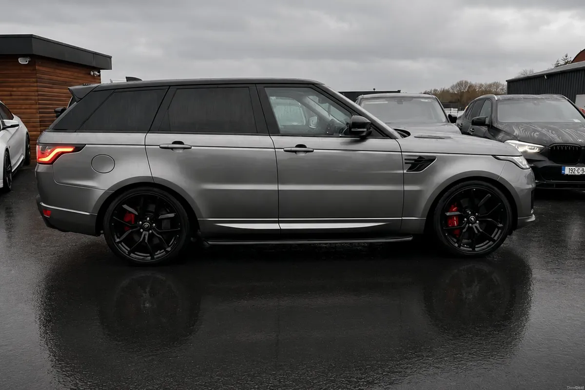 201 RANGE ROVER SPORT P400HSE - Image 3
